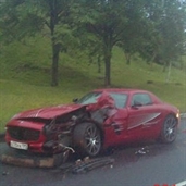 First Mercedes-Benz SLS AMG Crash In Russia