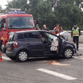 Renault & Peugeot accident in highway in france