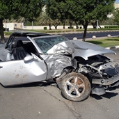 Mercedes SLK 2004 crash in kuwait
